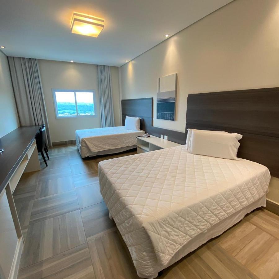 Itu Plaza Hotel المظهر الخارجي الصورة