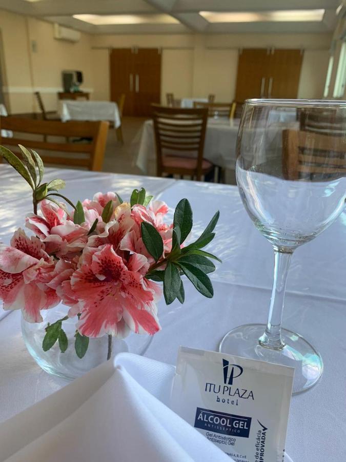 Itu Plaza Hotel المظهر الخارجي الصورة