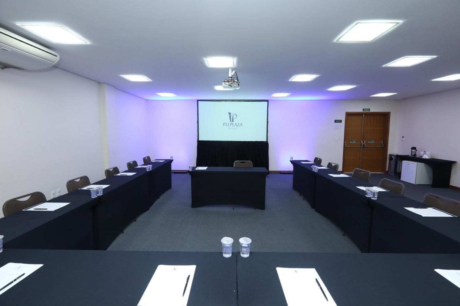 Itu Plaza Hotel المظهر الخارجي الصورة
